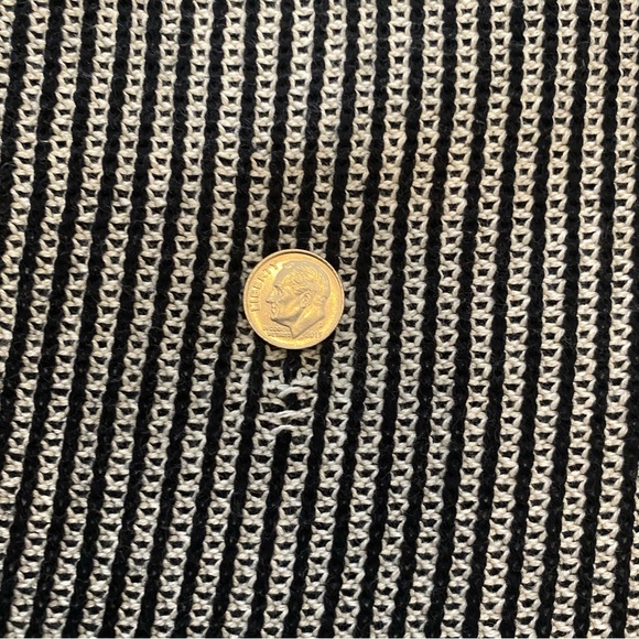 Alfani Men’s Black And White V-Neck Sweater Size XL 100% Cotton. - Picture 8 of 9